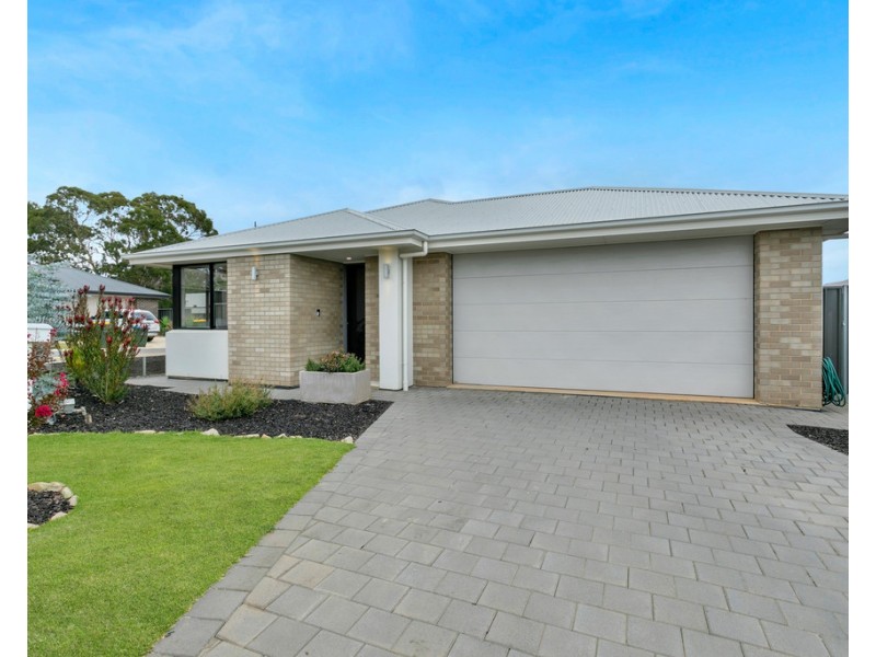 32 Rosewater Circuit, Mount Barker SA 5251