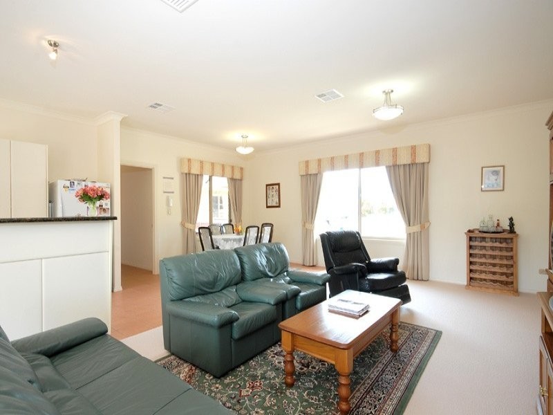 29 Waterford Avenue, Mount Barker SA 5251