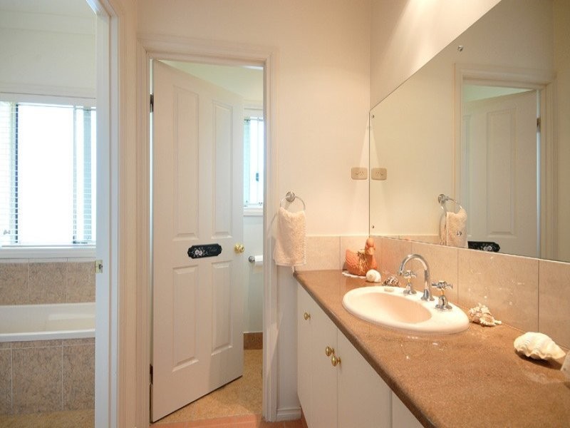 29 Waterford Avenue, Mount Barker SA 5251