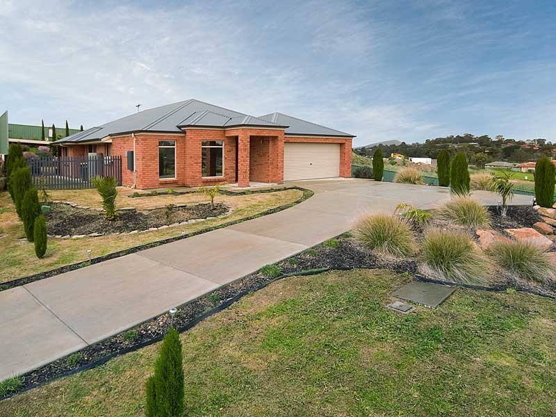 16  Emma Road, Nairne SA 5252