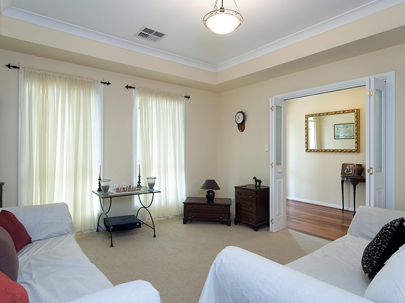 12 London Court, Mount Barker SA 5251