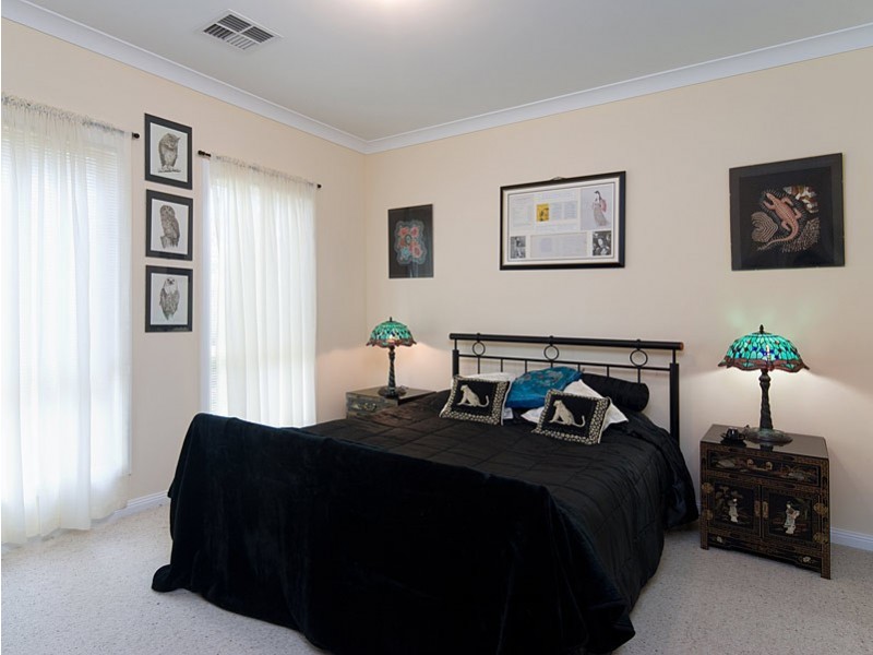 12 London Court, Mount Barker SA 5251