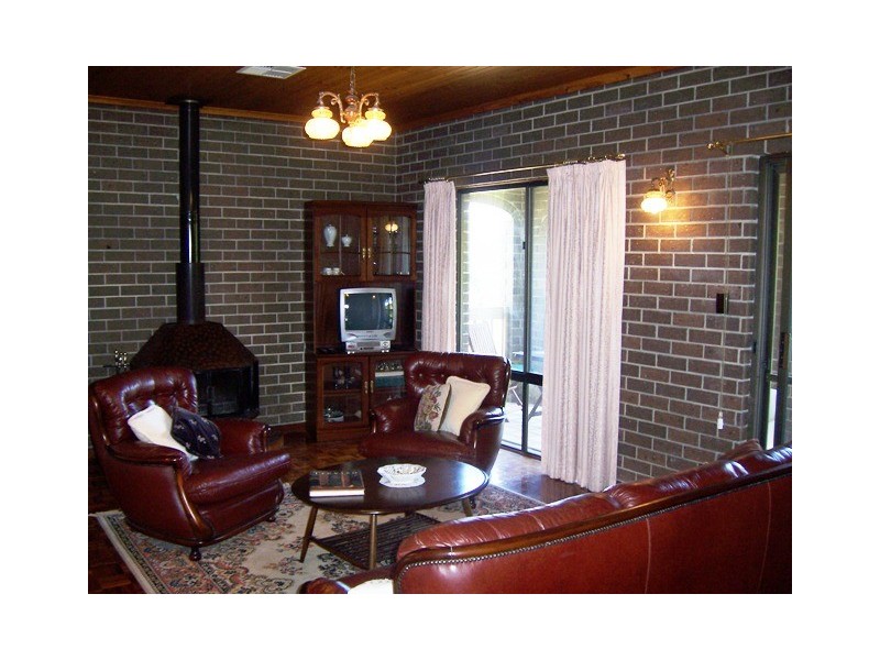 2 Mount Street, Crafers SA 5152