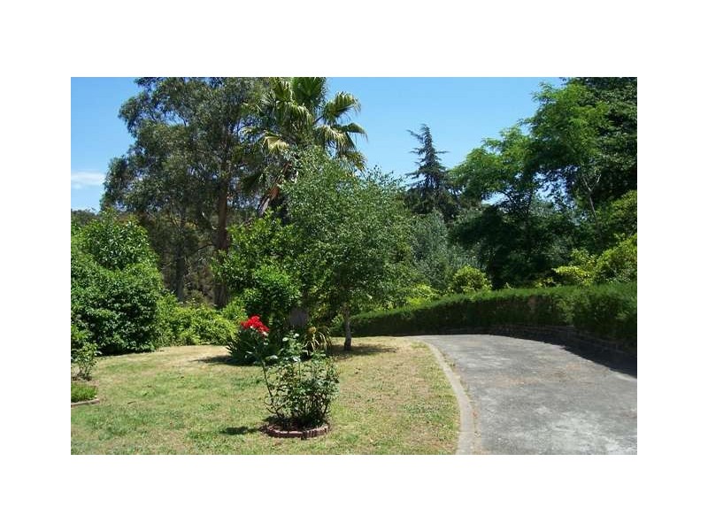 2 Mount Street, Crafers SA 5152