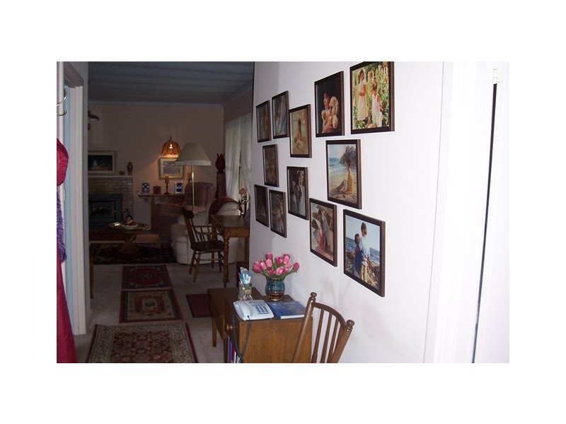 9 White Avenue, Crafers SA 5152