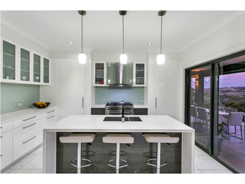 141 Burnbank Way, Mount Barker SA 5251