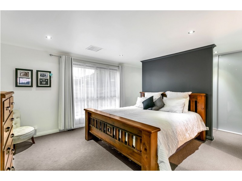 141 Burnbank Way, Mount Barker SA 5251