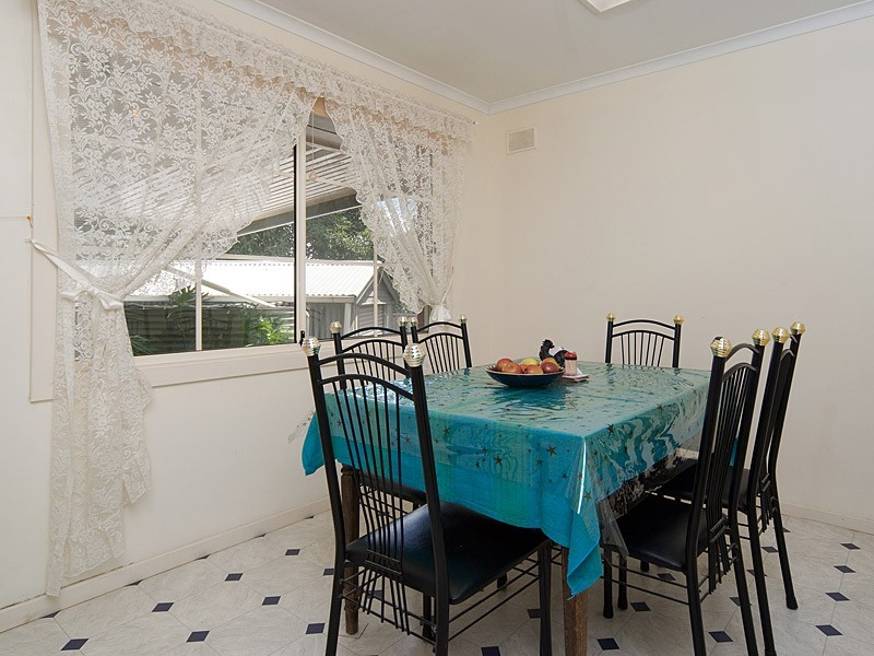 2 Dumas Street, Mount Barker SA 5251