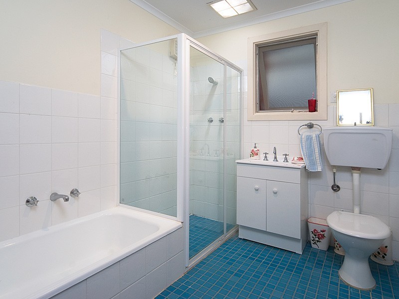 2 Dumas Street, Mount Barker SA 5251