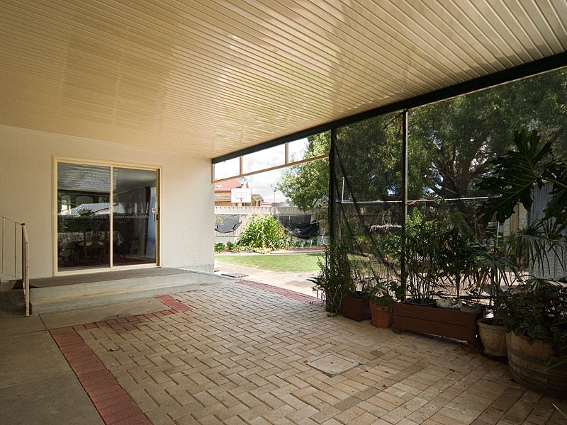 2 Dumas Street, Mount Barker SA 5251