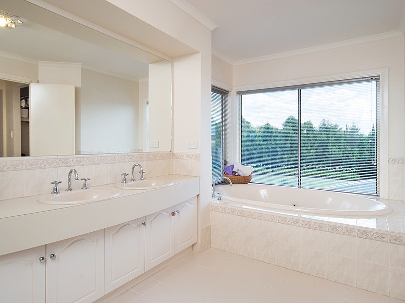 23 Dalmeny Drive, Mount Barker SA 5251