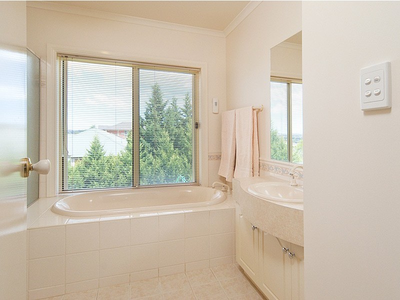 23 Dalmeny Drive, Mount Barker SA 5251