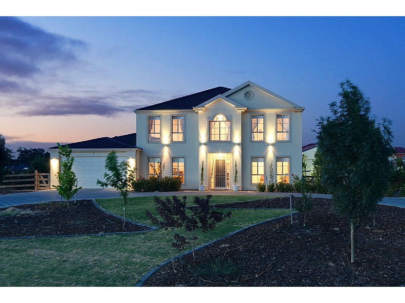 11 Pontiac Road, Mount Barker SA 5251