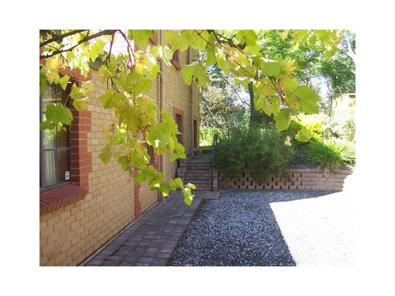 4 Pochin Street, Macclesfield SA 5153