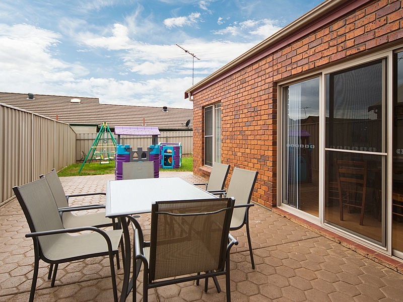 2/17 Douglas Drive, Mount Barker SA 5251