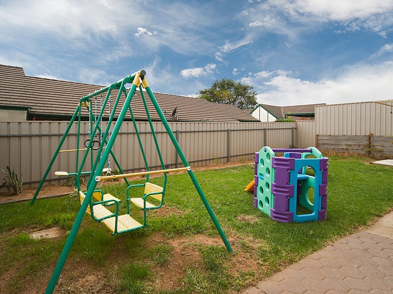 2/17 Douglas Drive, Mount Barker SA 5251