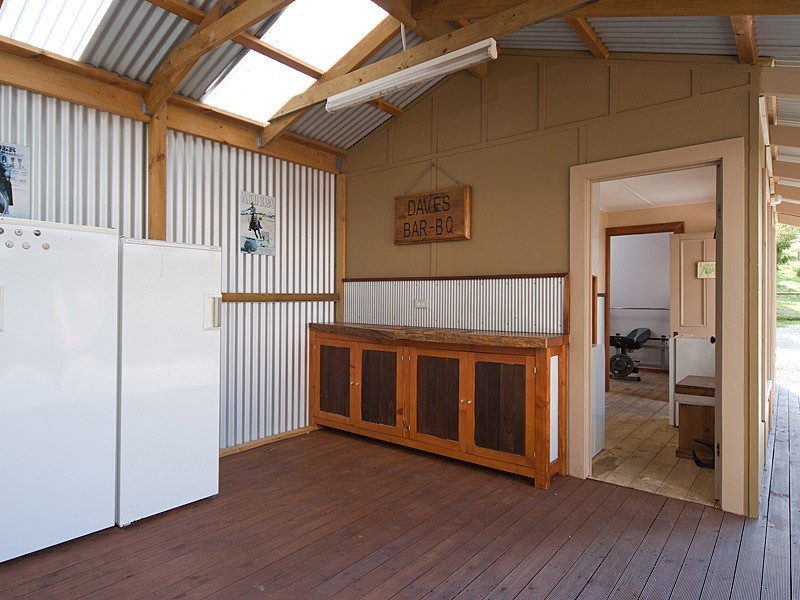 4  Nicol Road, Bull Creek SA 5157