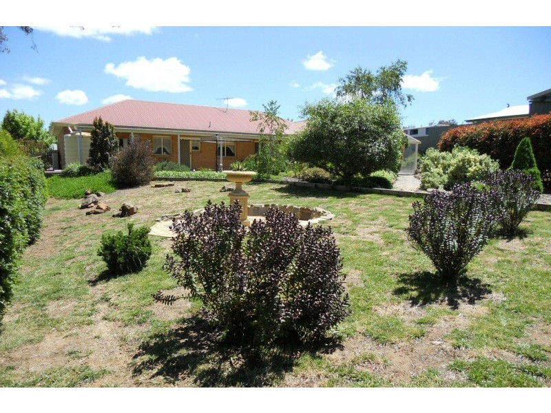 8 Tremayne Drive, Mount Barker SA 5251