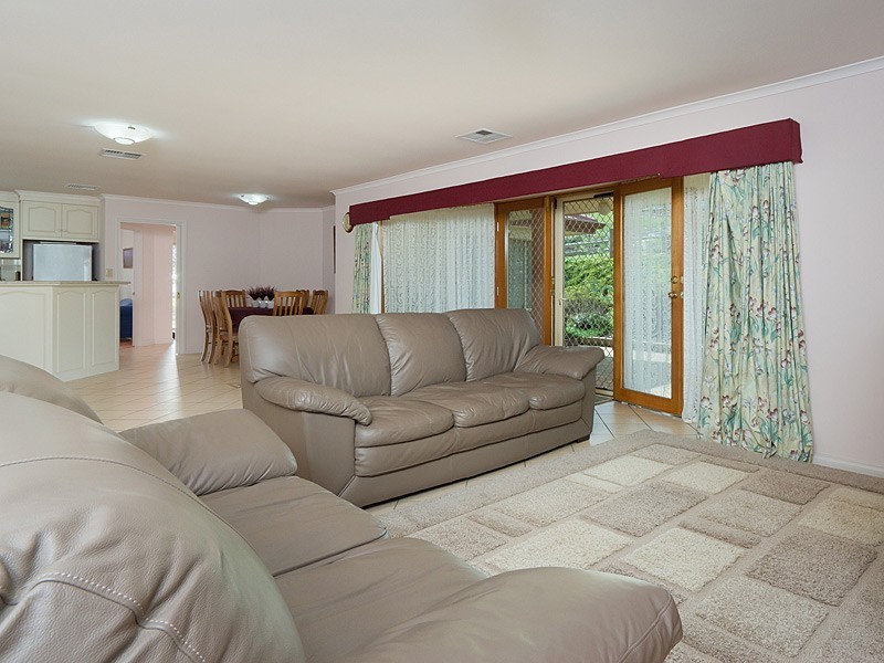 4  Eglinton Street, Mount Barker SA 5251