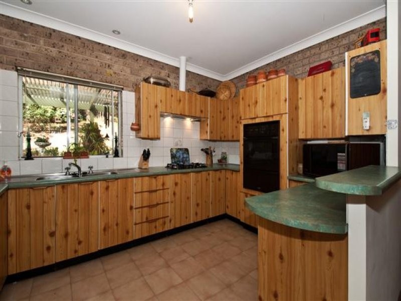 18 Bradshaw Avenue, Crafers SA 5152