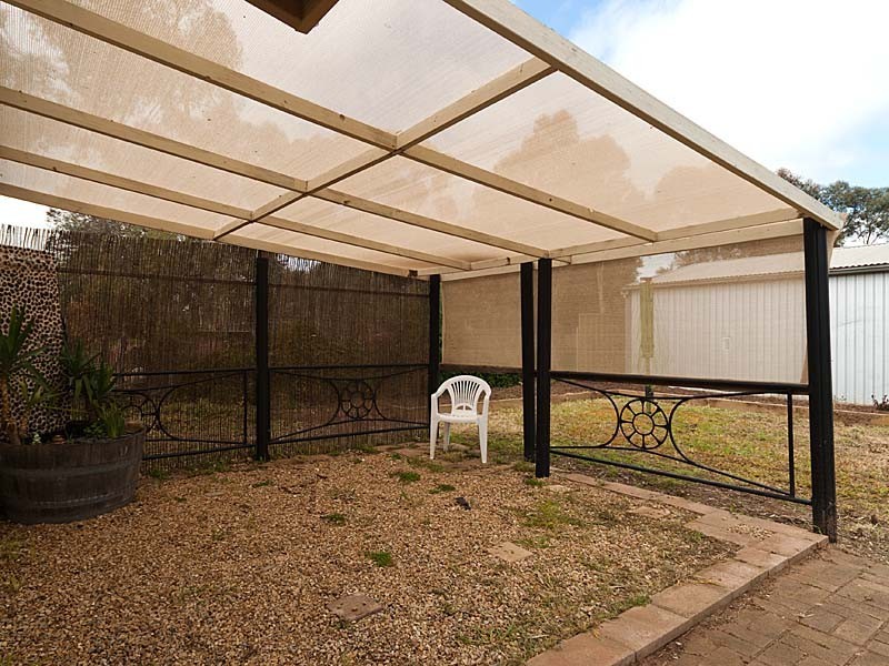 11 Baker Street, Callington SA 5254