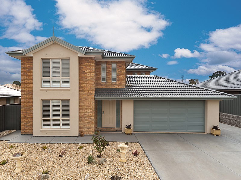 32 Greenfield Street, Mount Barker SA 5251