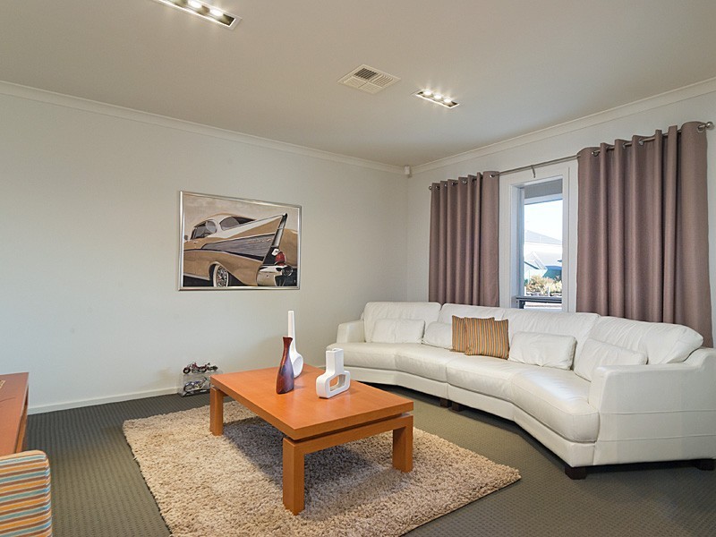 87 Barton Circuit, Mount Barker SA 5251