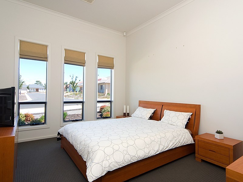 87 Barton Circuit, Mount Barker SA 5251