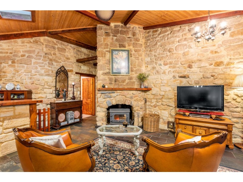 2 Shanks Road, Aldgate SA 5154