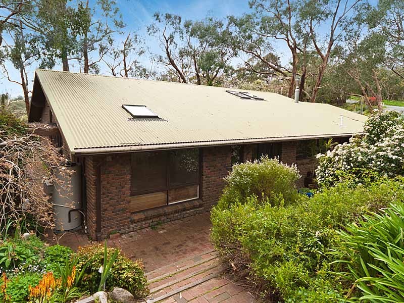 66 Emmett Road, Crafers West SA 5152