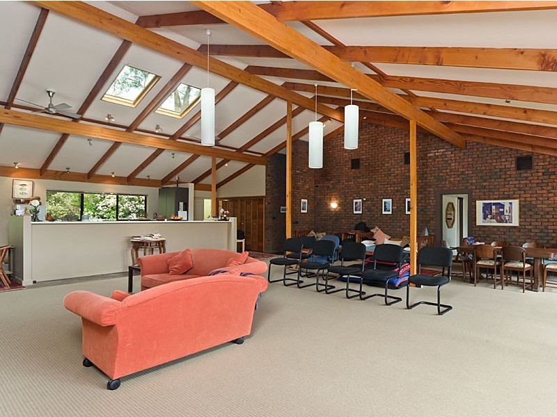 66 Emmett Road, Crafers West SA 5152