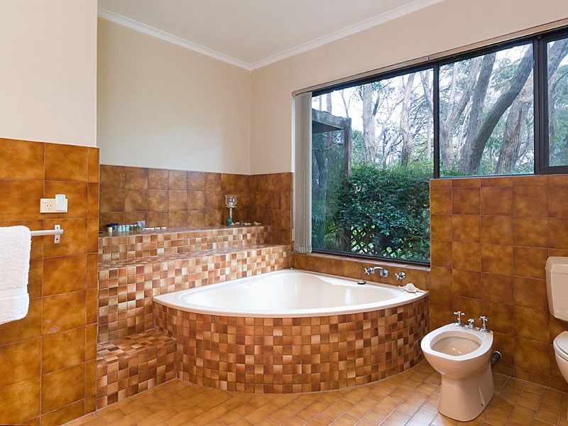 66 Emmett Road, Crafers West SA 5152