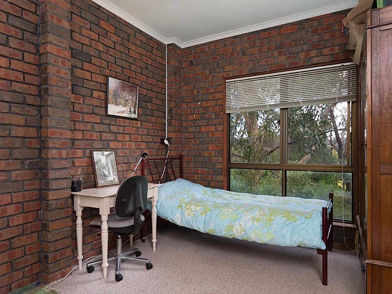 66 Emmett Road, Crafers West SA 5152