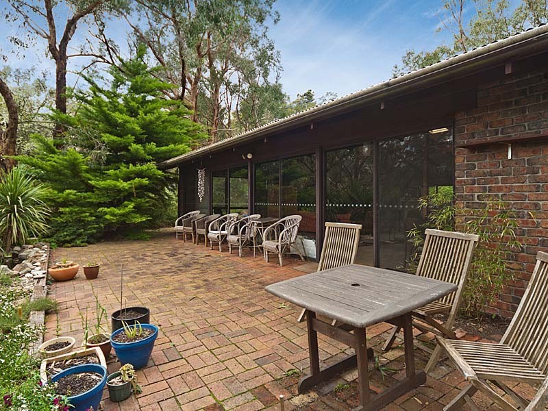 66 Emmett Road, Crafers West SA 5152