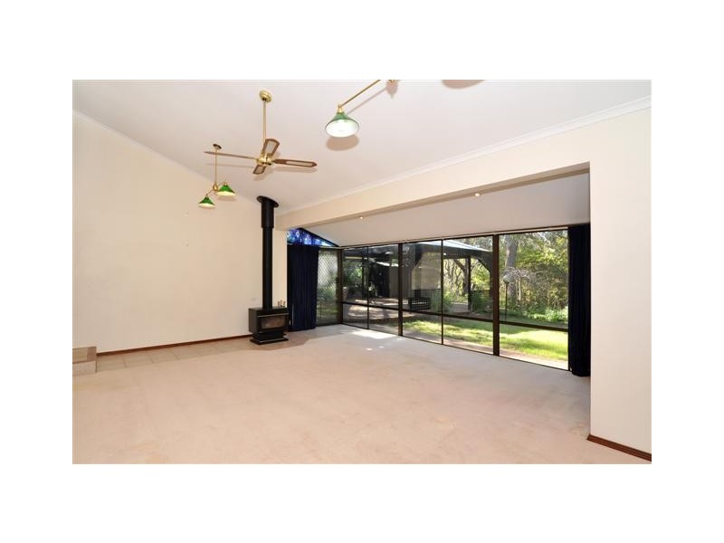 8 Cherry Pine Place, Aldgate SA 5154