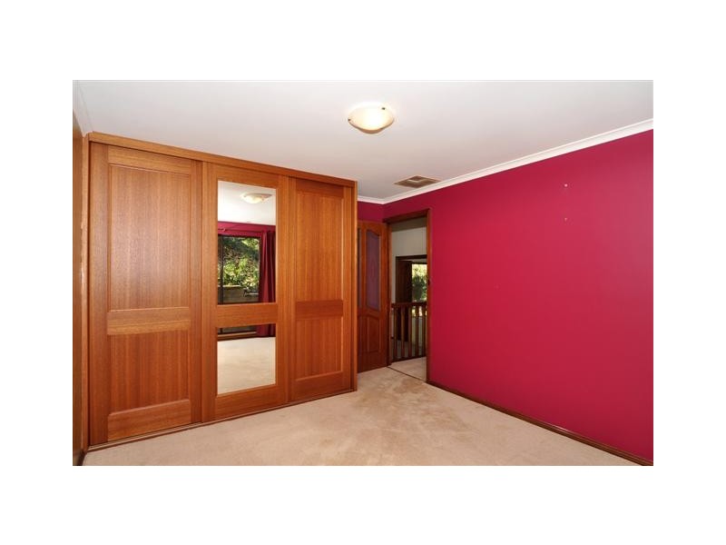 8 Cherry Pine Place, Aldgate SA 5154