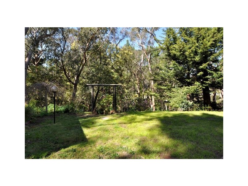 8 Cherry Pine Place, Aldgate SA 5154