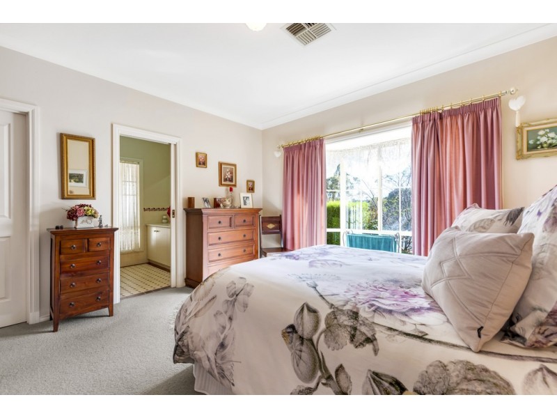 6 Dalmeny Drive, Mount Barker SA 5251