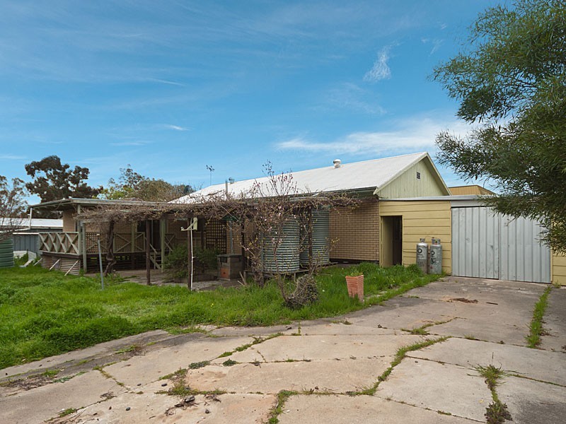 8 Hampden Road, Mount Barker SA 5251