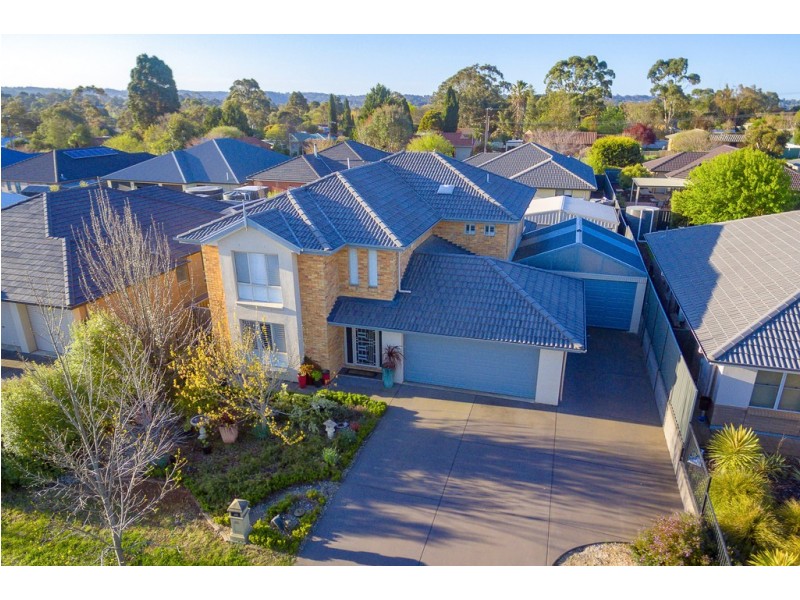 32 Greenfield Street, Mount Barker SA 5251