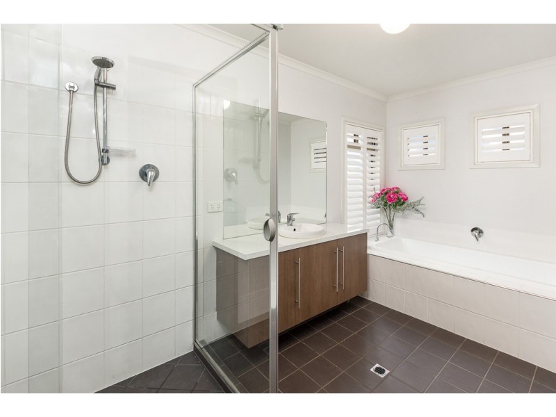 32 Greenfield Street, Mount Barker SA 5251