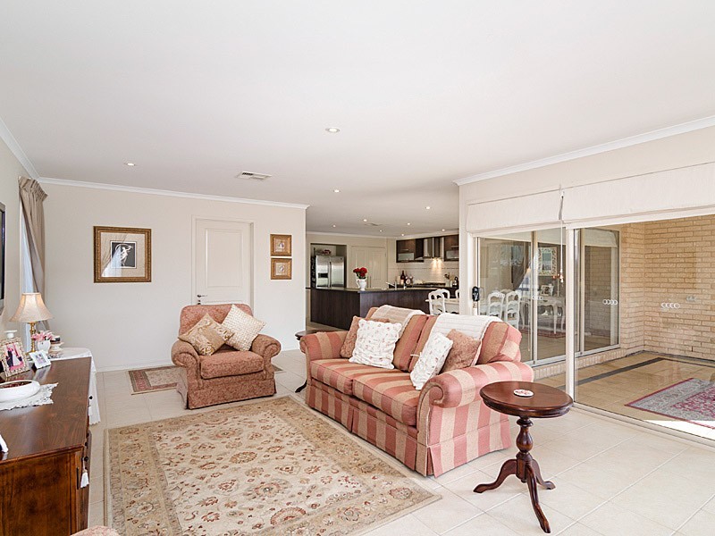 5 Barrow Court, Mount Barker SA 5251