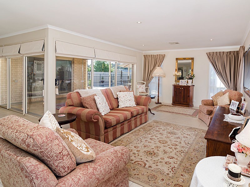 5 Barrow Court, Mount Barker SA 5251