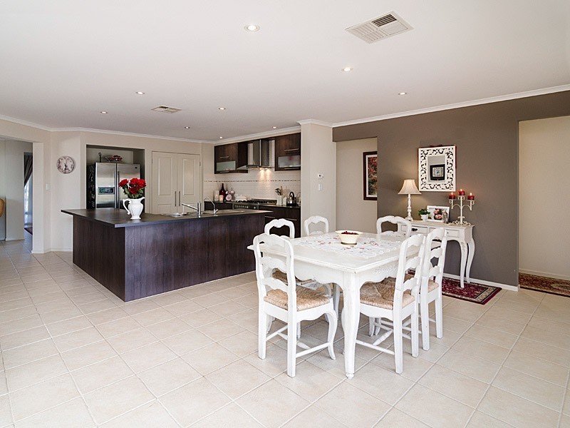 5 Barrow Court, Mount Barker SA 5251