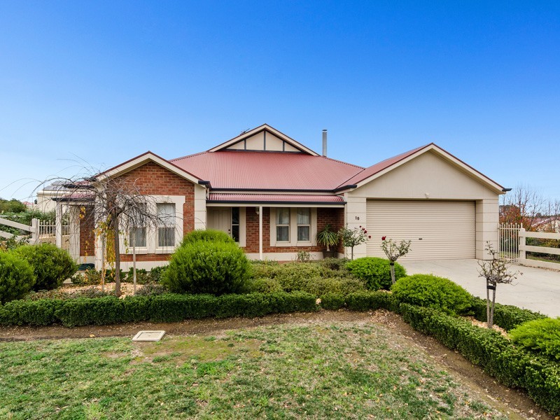 10 Barrow Court, Mount Barker SA 5251