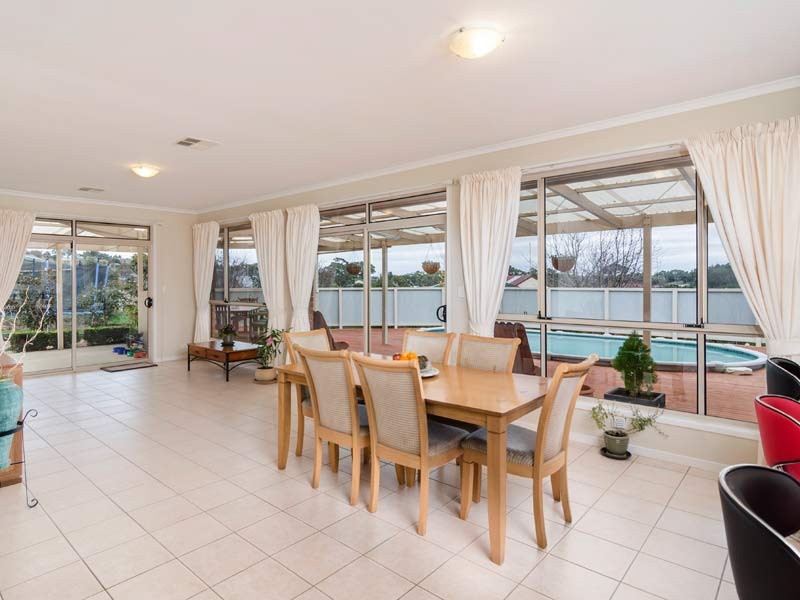 10 Barrow Court, Mount Barker SA 5251