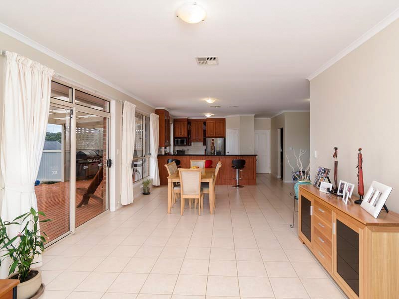 10 Barrow Court, Mount Barker SA 5251