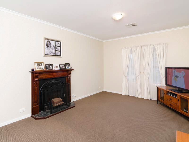 10 Barrow Court, Mount Barker SA 5251