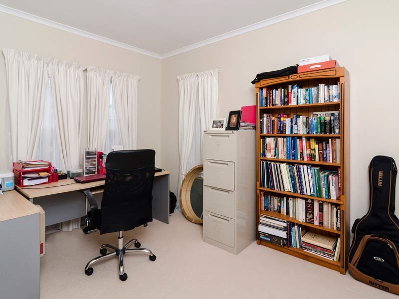 10 Barrow Court, Mount Barker SA 5251