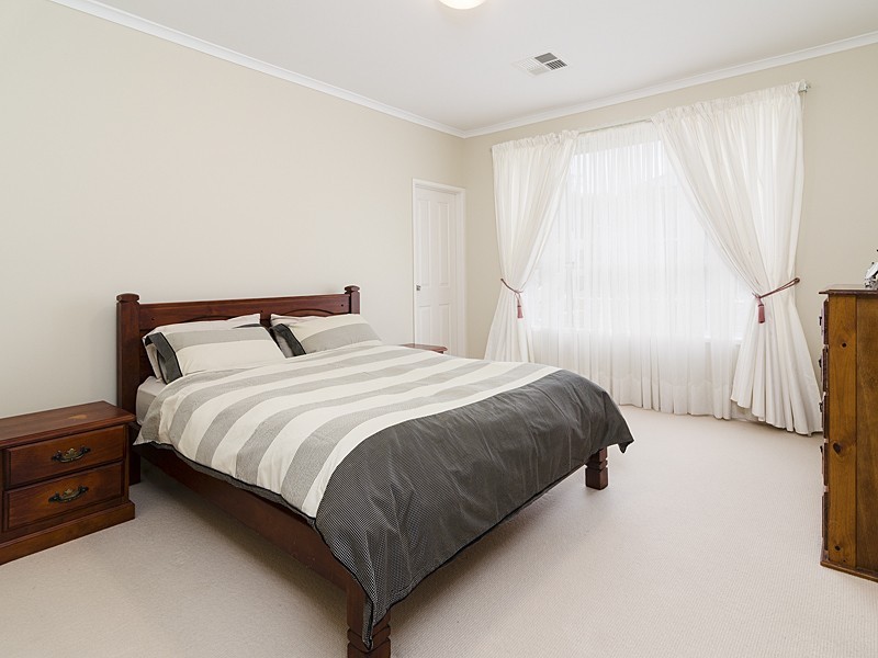 10 Barrow Court, Mount Barker SA 5251